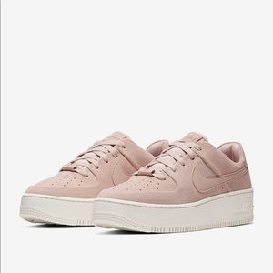 Nike Air Force 1 low Sage